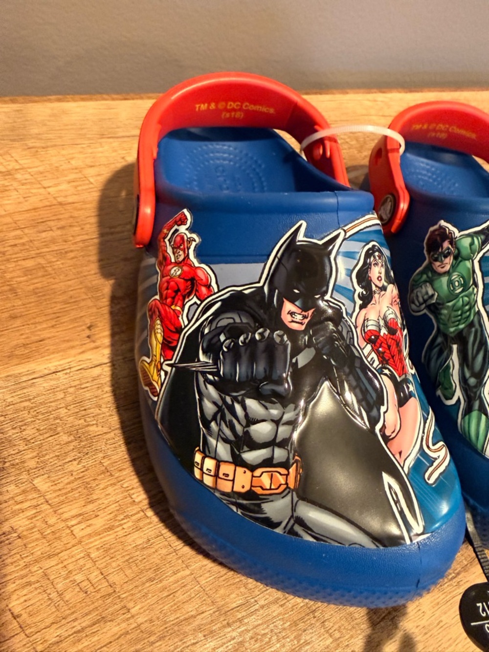 CROCS Kids Blue and Red DC Superheroes Clog Shoes Light-Up - Picture 3 of 7